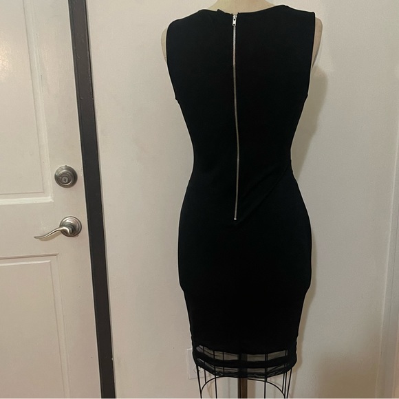 Black V Neck Illusion Mesh Midi Dress - Picture 4 of 7